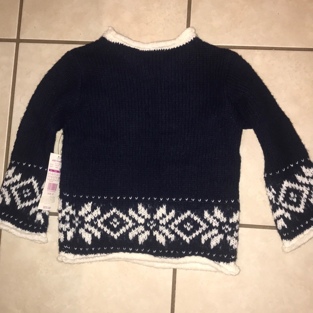 New sweater - Picture 4 of 4